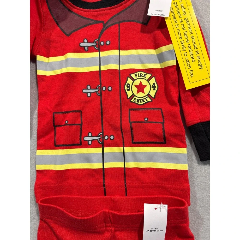 Old Navy Kids Red Firefighter Fire Chief Graphic Pajama Set 2PC 6-12M NEW
